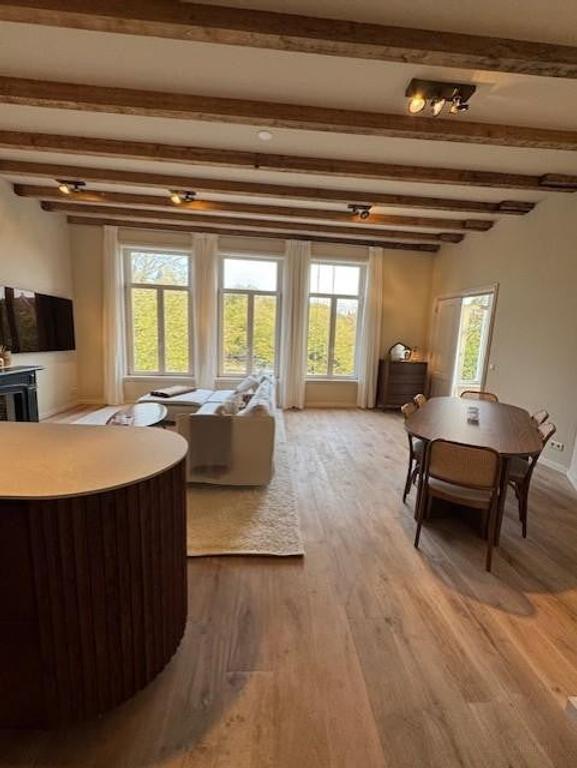 Licht 3-kamerappartement aan het water - Afbeelding 4