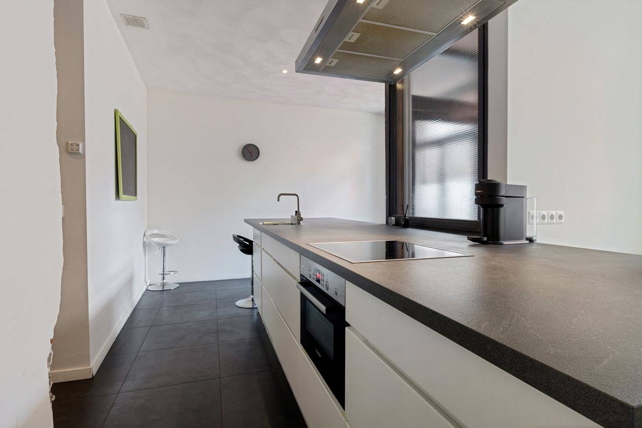Furnished apartment in the city center - Image 7