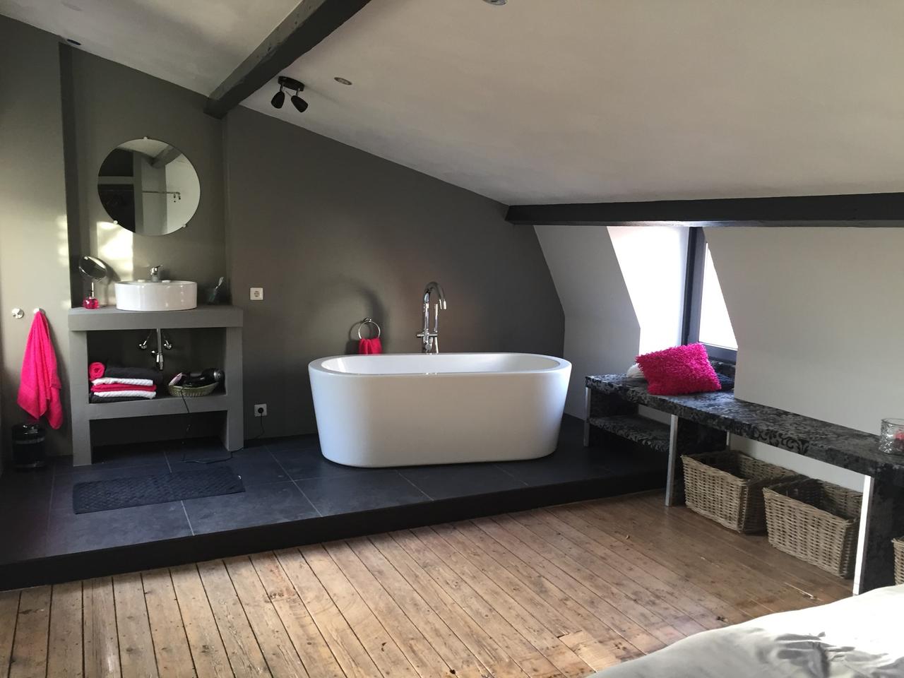 Furnished apartment in the city center - Image 12