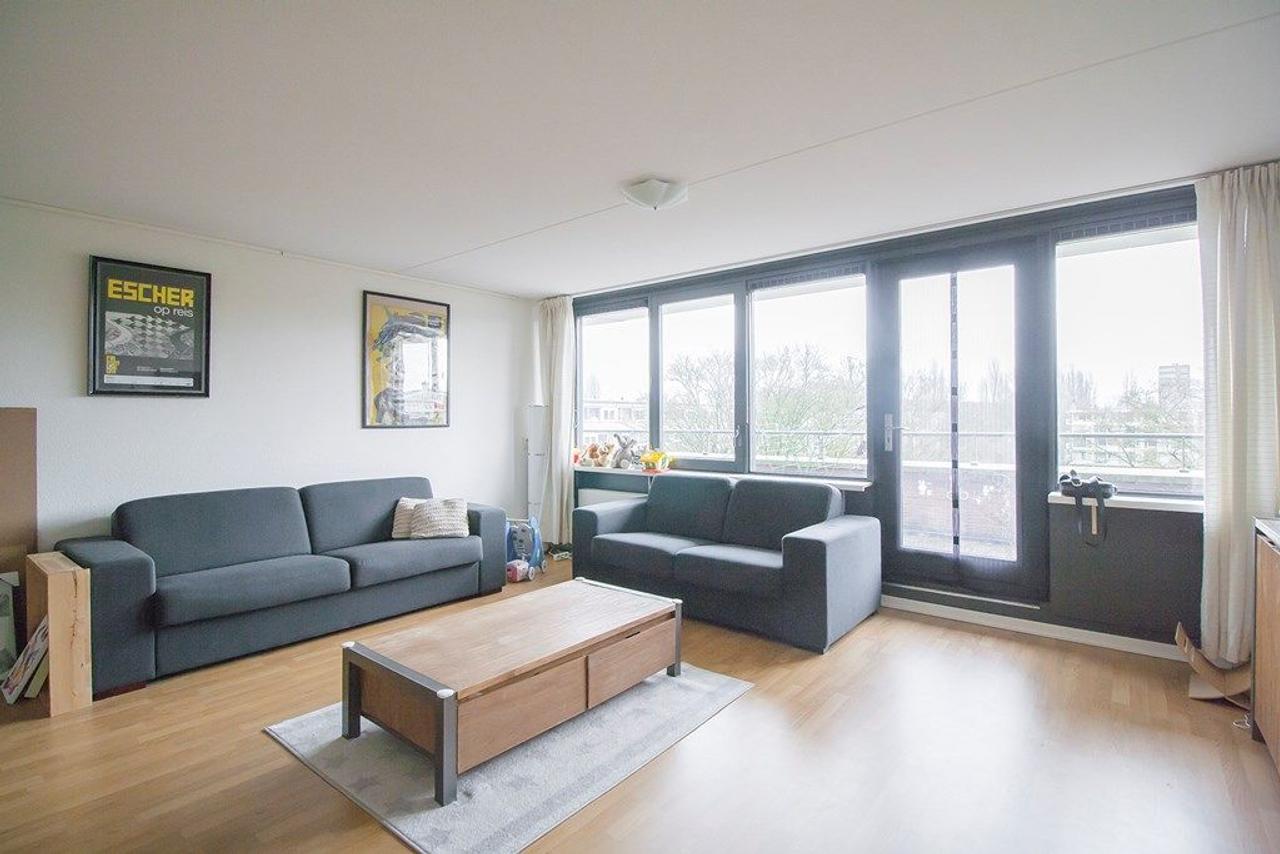 Bovenste etage met terras aan het park - Afbeelding 2