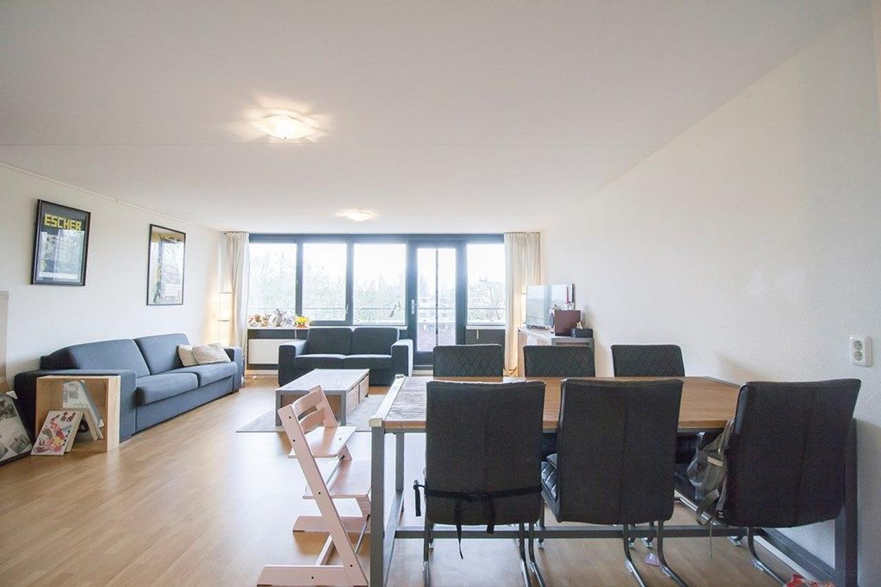 Bovenste etage met terras aan het park - Afbeelding 6