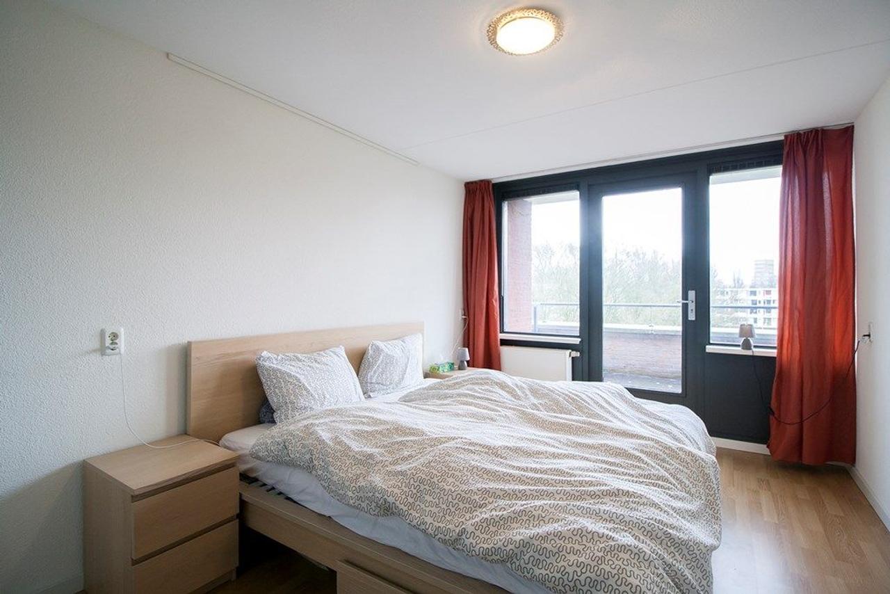 Bovenste etage met terras aan het park - Afbeelding 7