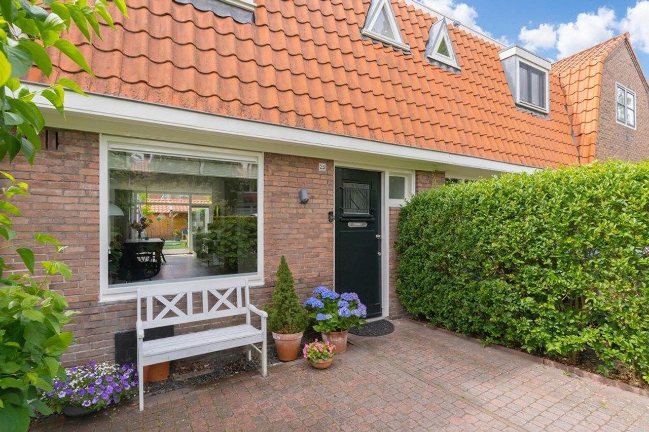 Townhouse on Jan Benninghstraat - Image 2