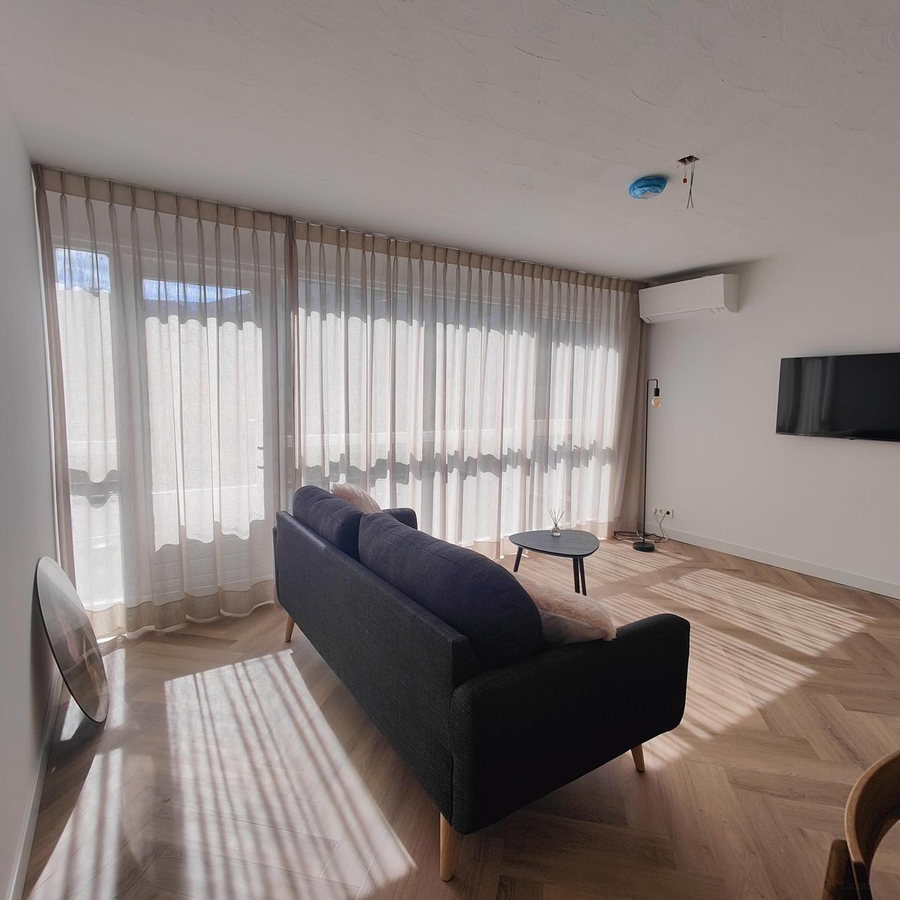 Gemeubileerd 2-kamerappartement met terras - Afbeelding 4