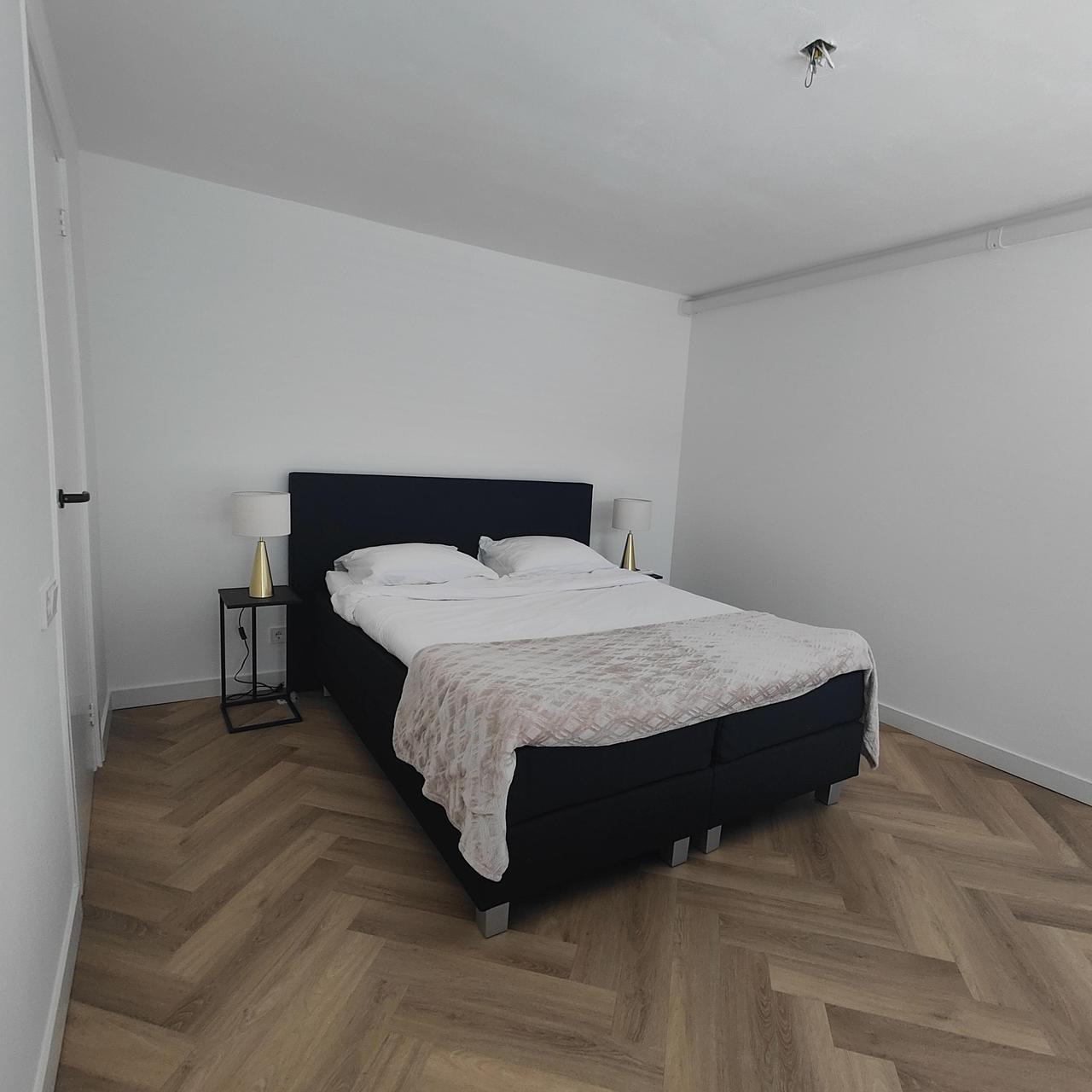 Gemeubileerd 2-kamerappartement met terras - Afbeelding 7