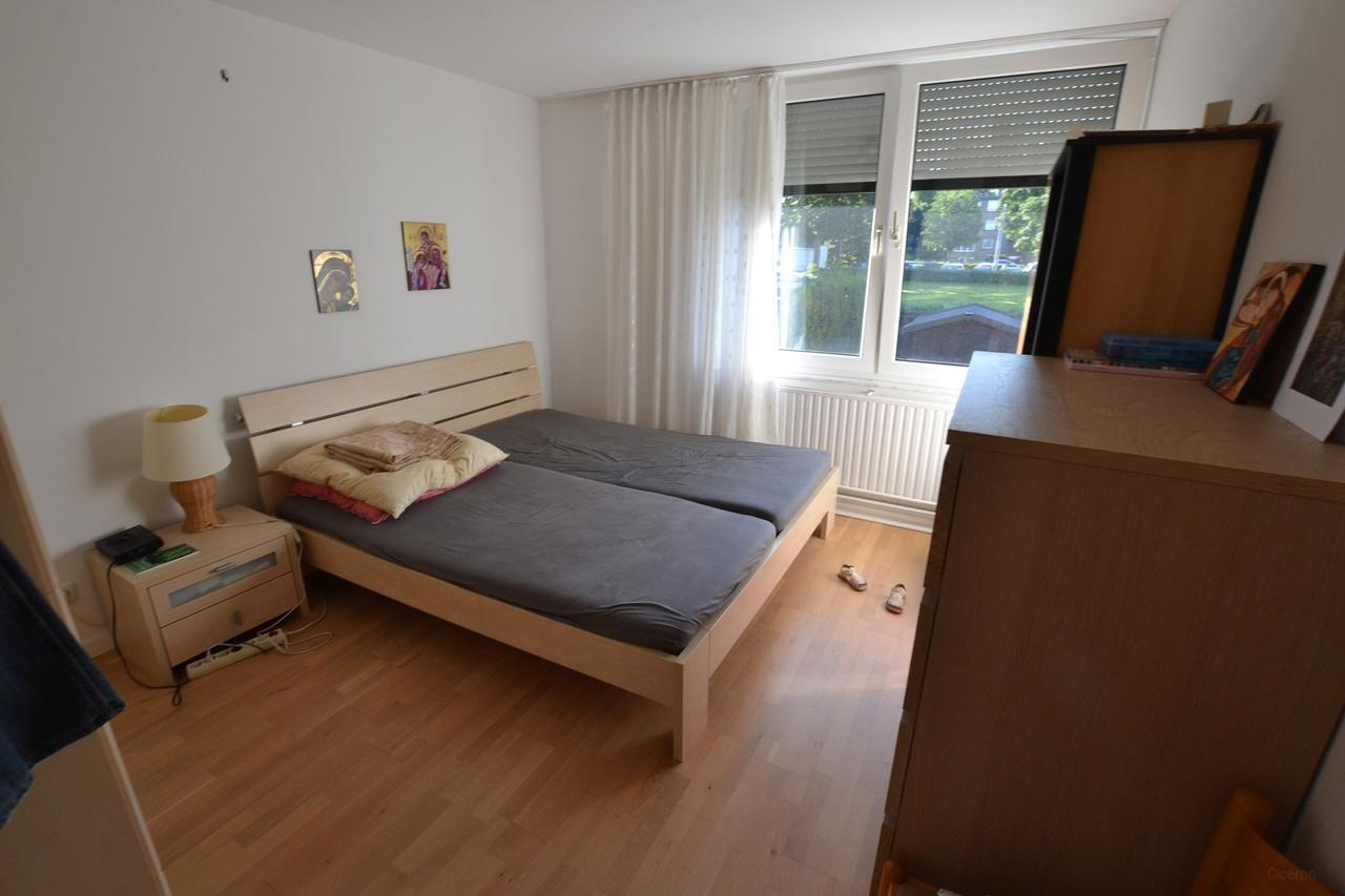 Eengezinswoning met 4 slaapkamers en tuin - Afbeelding 19