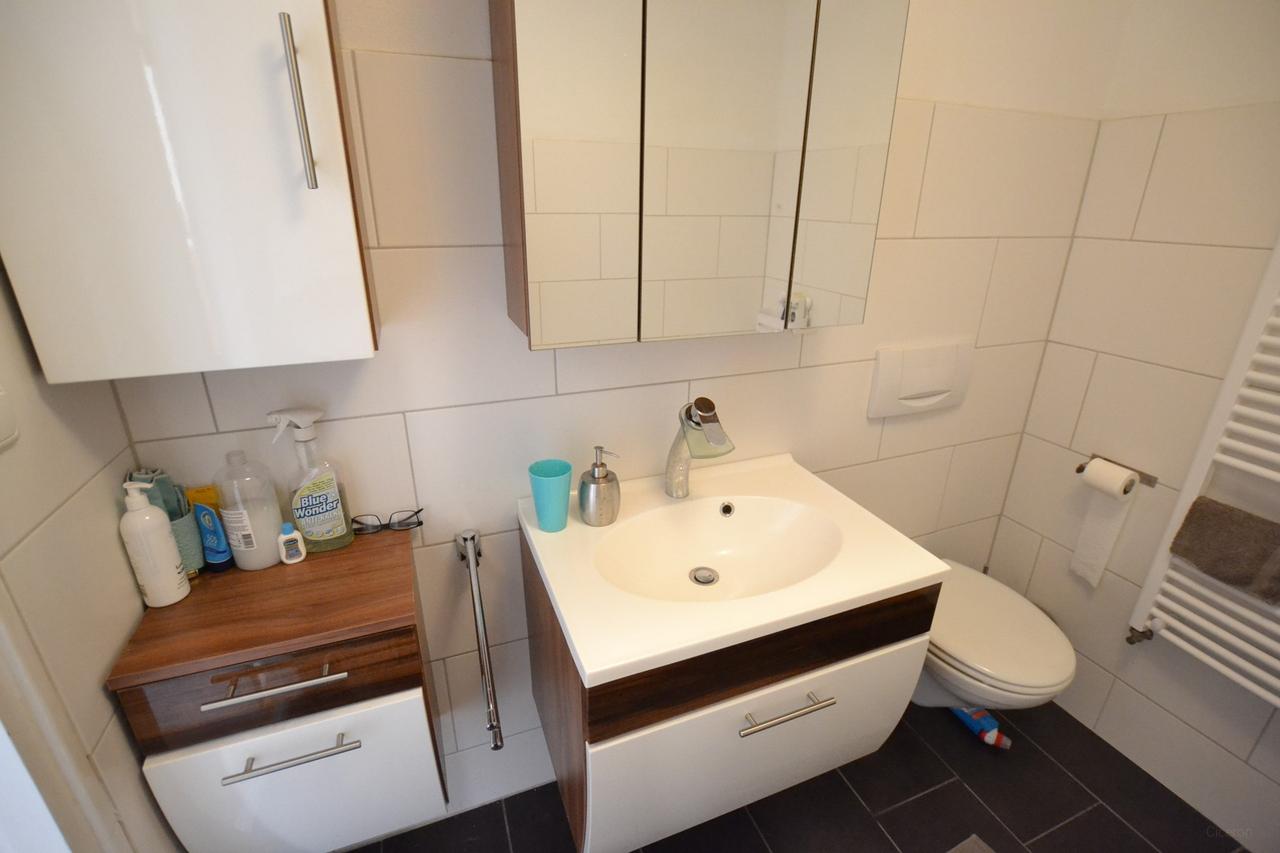 Eengezinswoning met 4 slaapkamers en tuin - Afbeelding 25