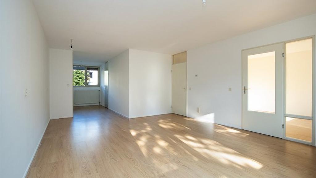 2-kamerappartement met balkon in Frankendael - Afbeelding 2