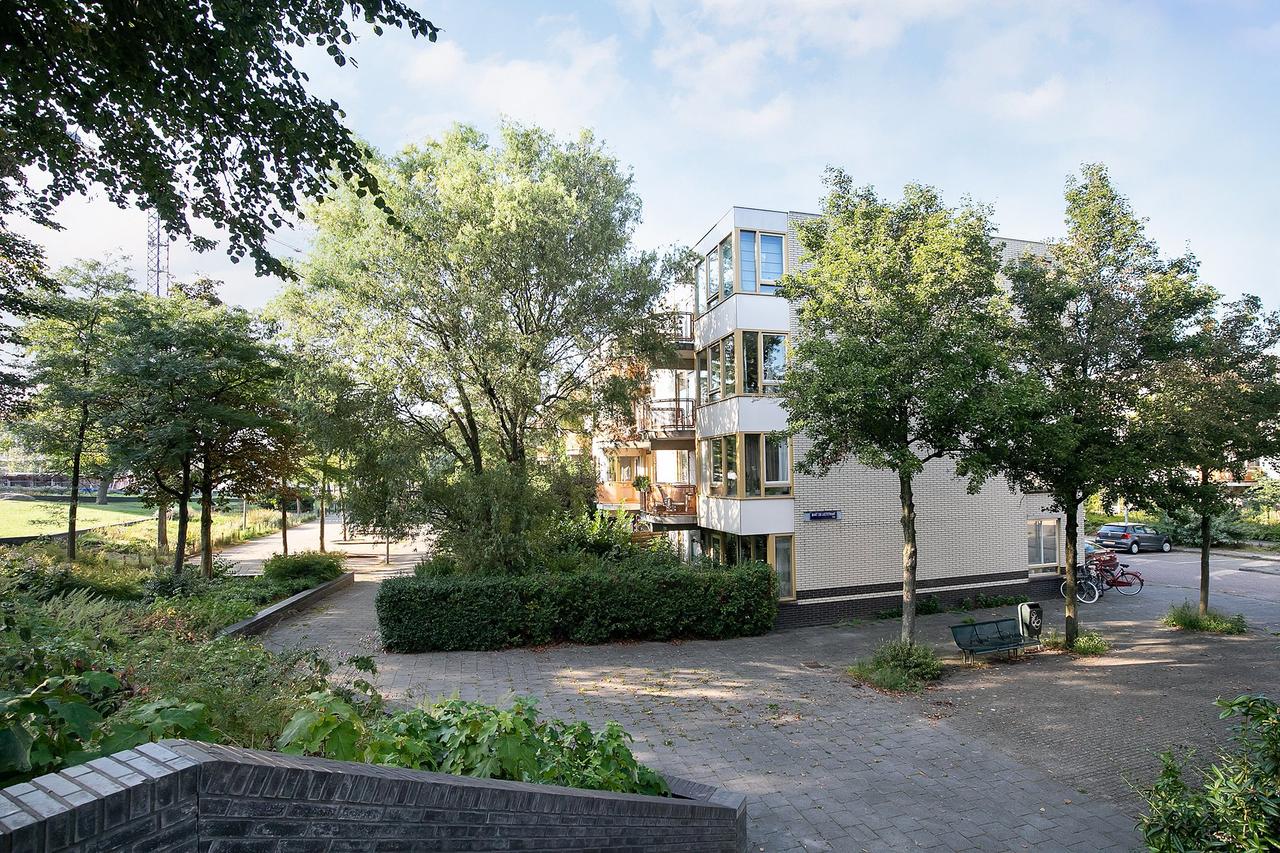 2-kamerappartement met balkon in Frankendael - Afbeelding 17