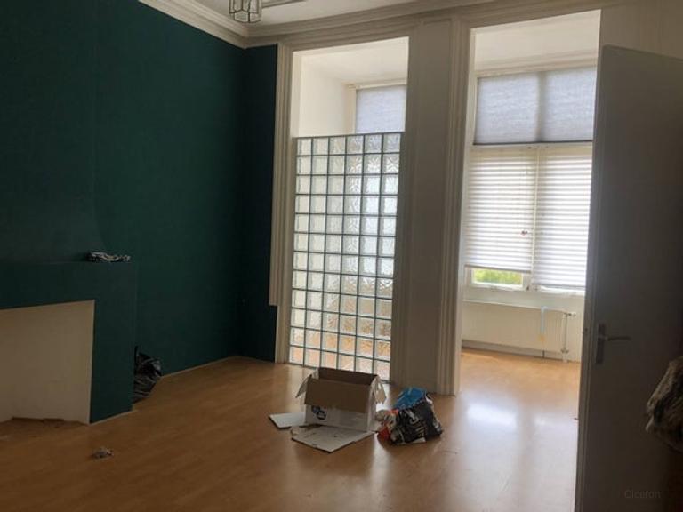 1-bedroom apartment in Zeeheldenkwartier - Image 3