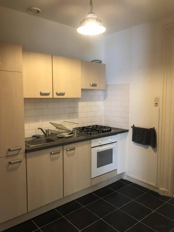 1-bedroom apartment in Zeeheldenkwartier - Image 7