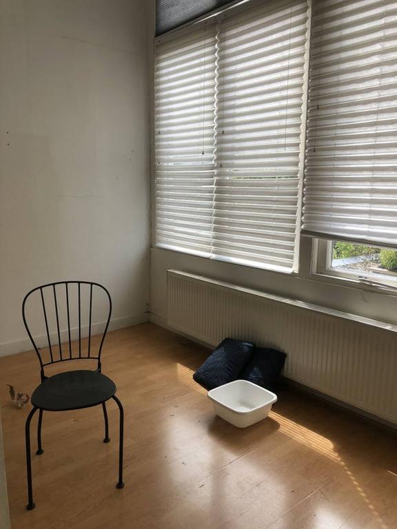 1-bedroom apartment in Zeeheldenkwartier - Image 11