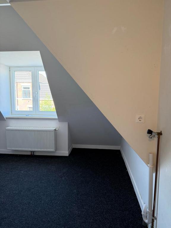 Studio met eigen keuken in Oud-Assendorp - Afbeelding 5