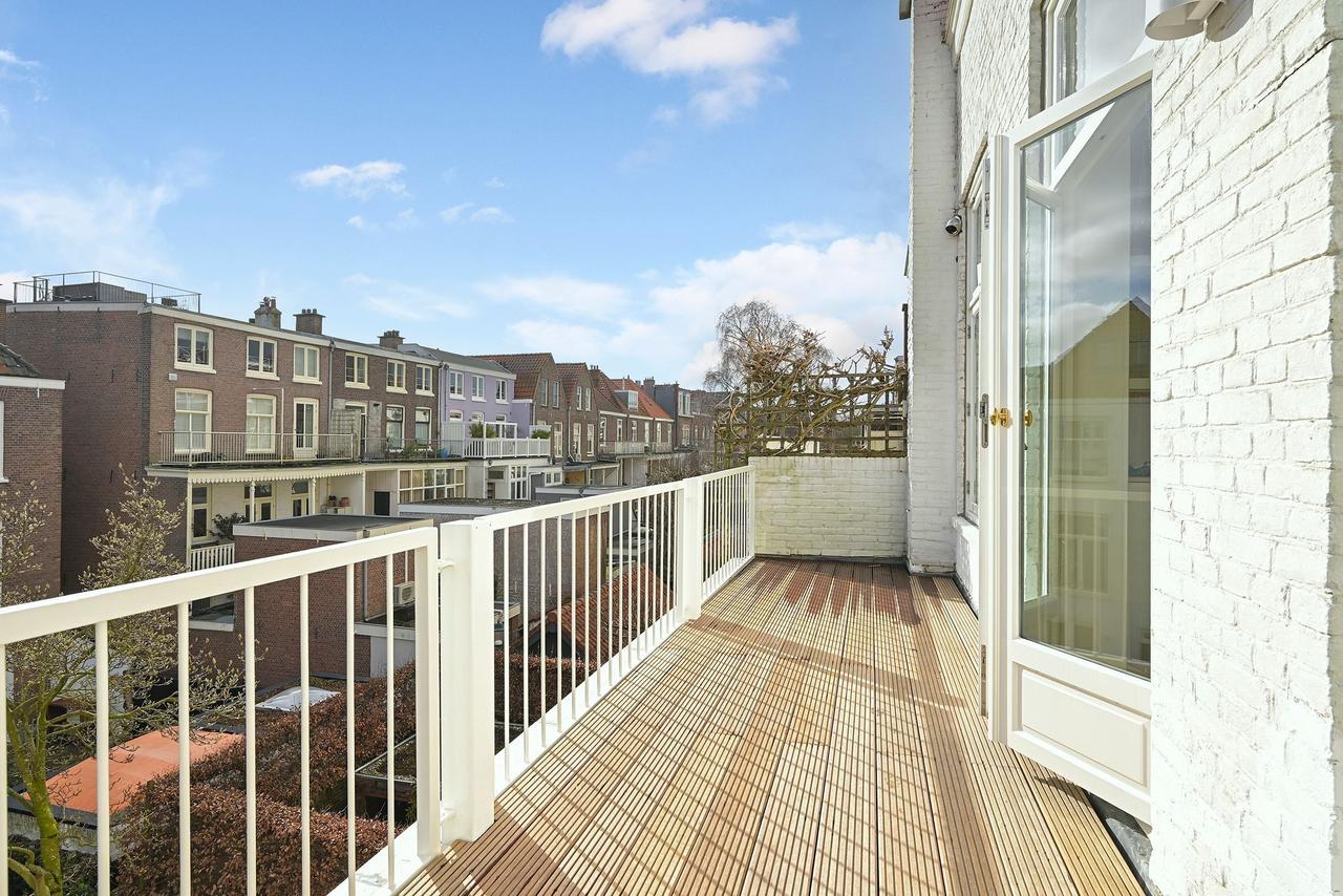 Apartment on Riouwstraat - Image 6