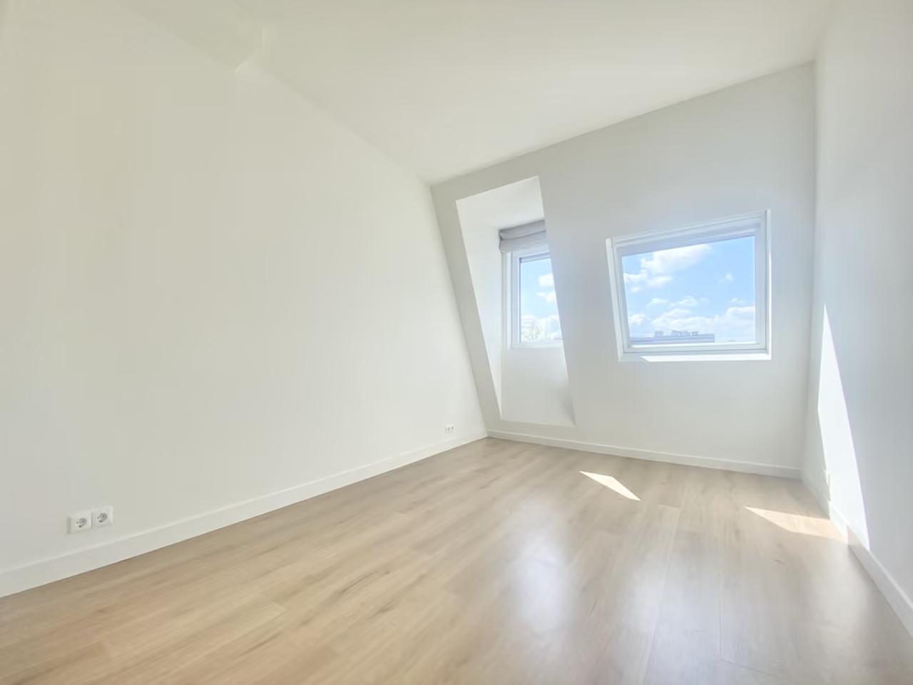 Licht 3-kamerappartement aan de Schinkelkade - Afbeelding 4