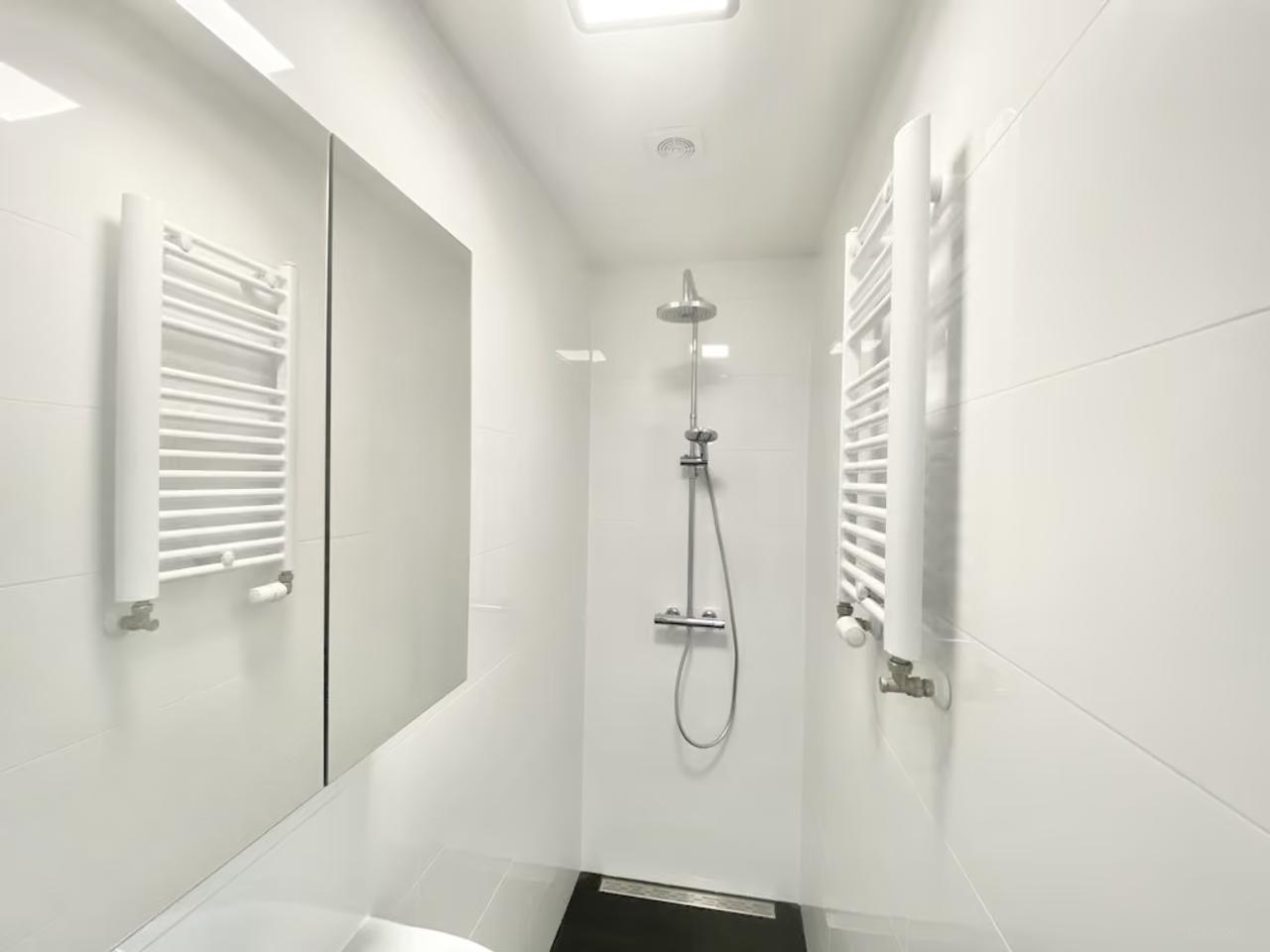 Licht 3-kamerappartement aan de Schinkelkade - Afbeelding 16