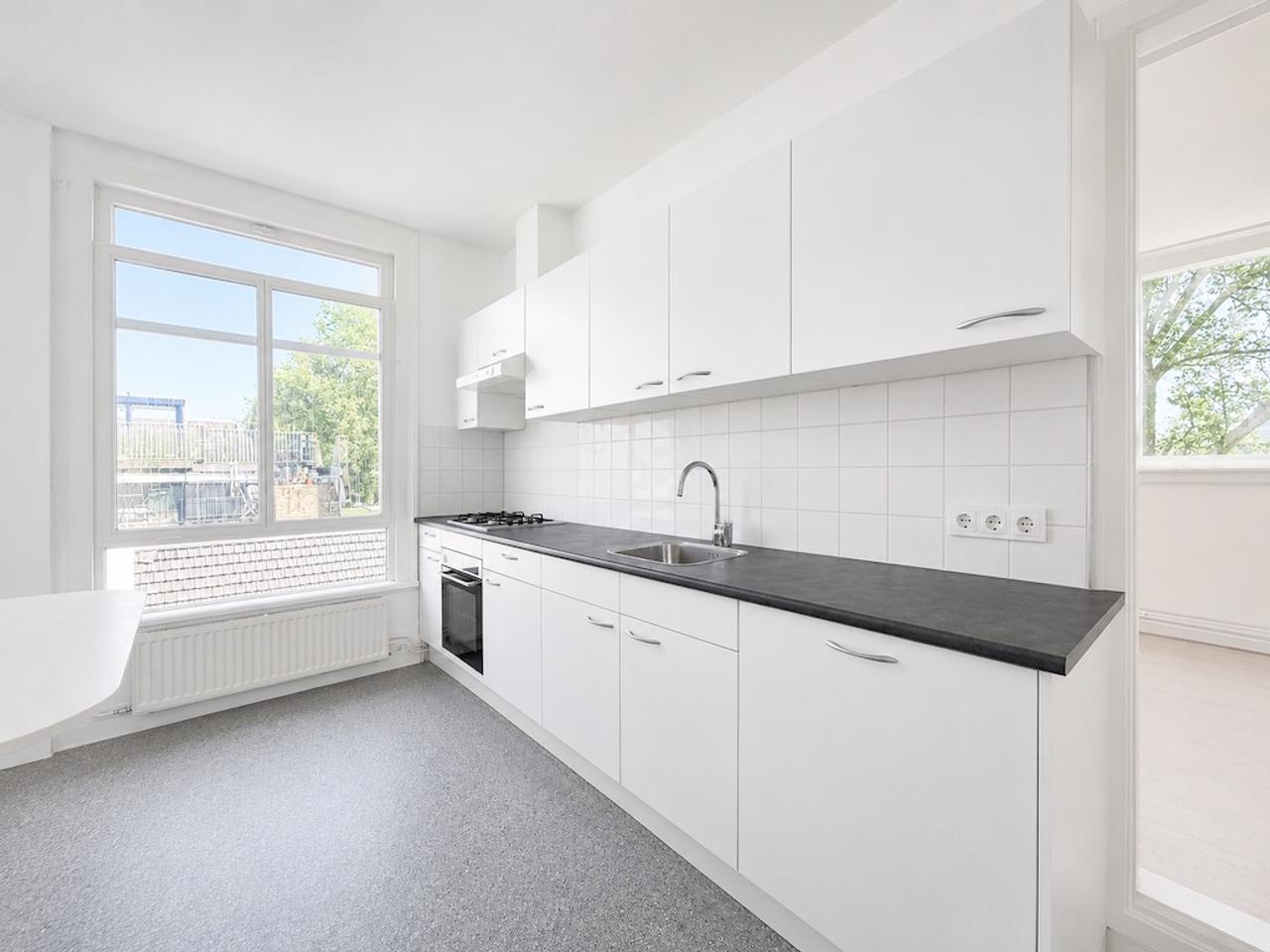 Dakterras en 3 slaapkamers aan de Amstel - Afbeelding 12