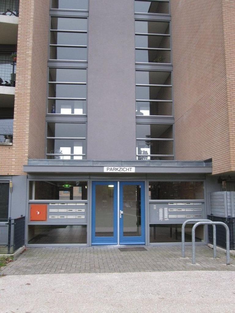 110 m2 met lift en balkon in Zuilen - Afbeelding 3