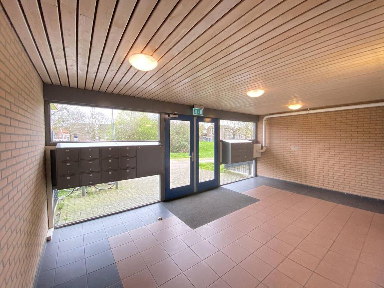 110 m2 met lift en balkon in Zuilen - Afbeelding 4
