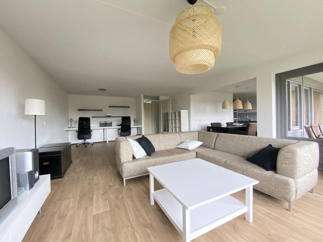 110 m2 met lift en balkon in Zuilen - Afbeelding 10