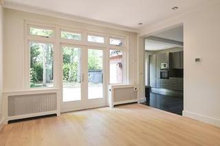 5-slaapkamer huis met diepe tuin - Afbeelding 9