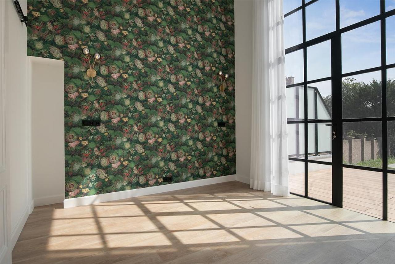 Monumental Apartment with Terrace on the Dam - Image 24