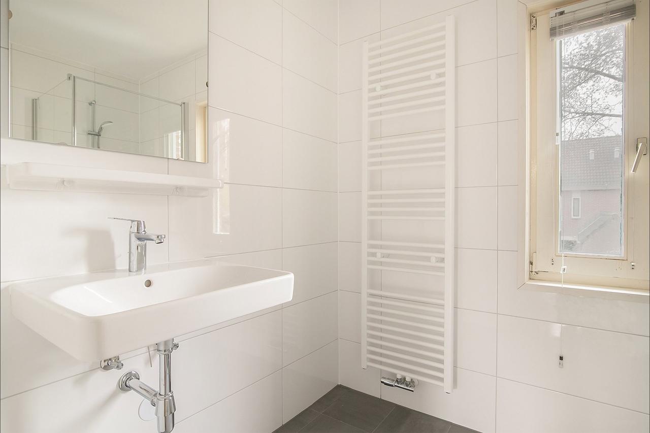 Huis met tuin en 3 slaapkamers - Afbeelding 19