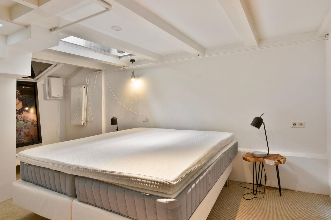 Immediately Available Apartment in Amsterdam - Image 5