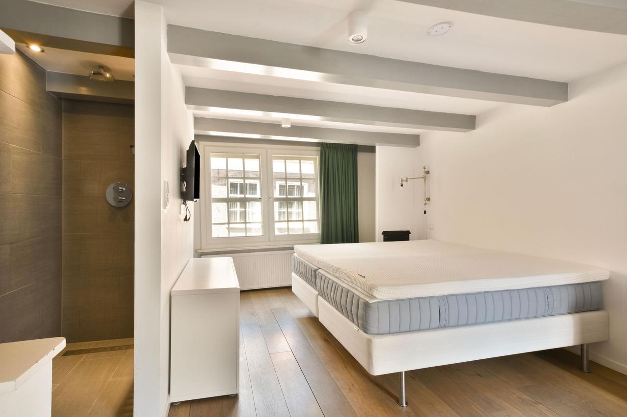 Immediately Available Apartment in Amsterdam - Image 16