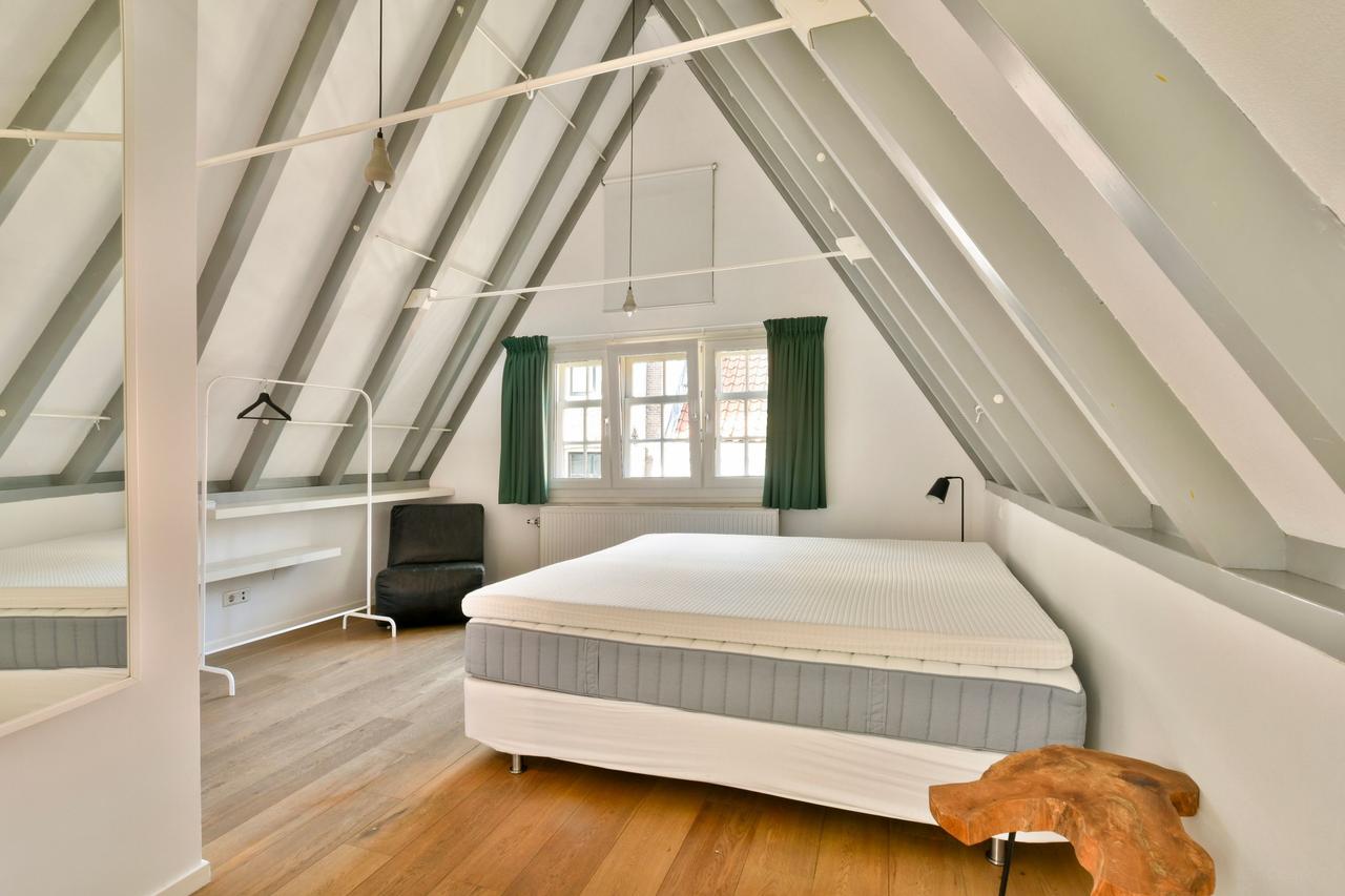 Immediately Available Apartment in Amsterdam - Image 20
