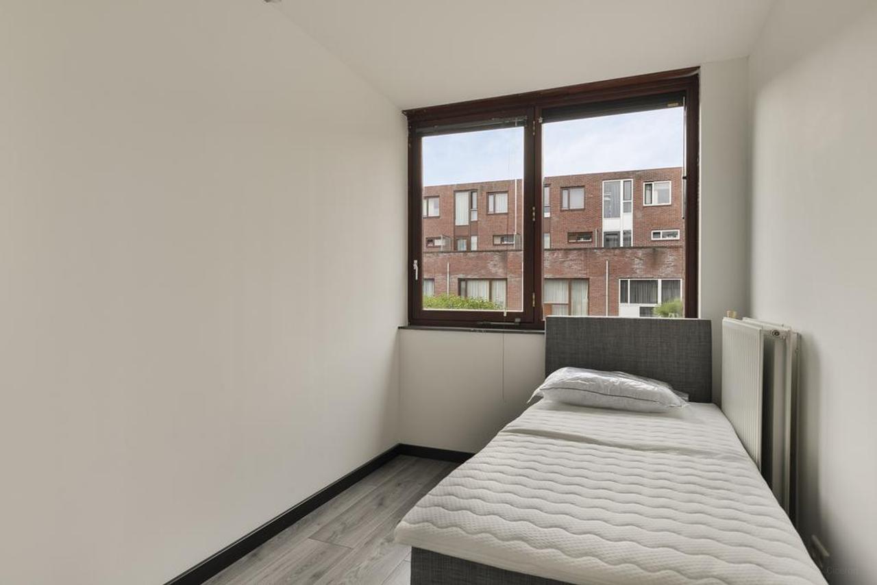 151 m² woonhuis met 5 slaapkamers - Afbeelding 8