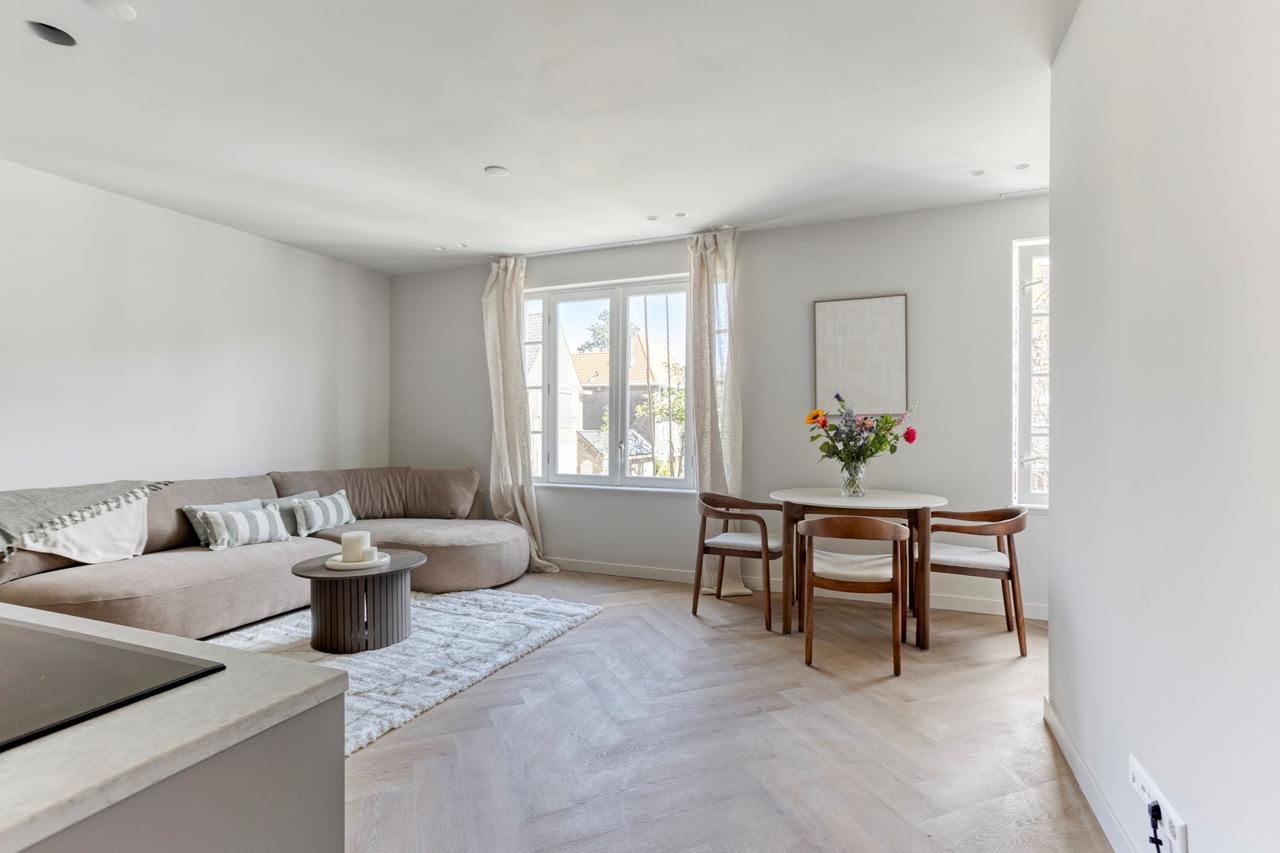 Recent gerenoveerd 3-kamerappartement - Afbeelding 2