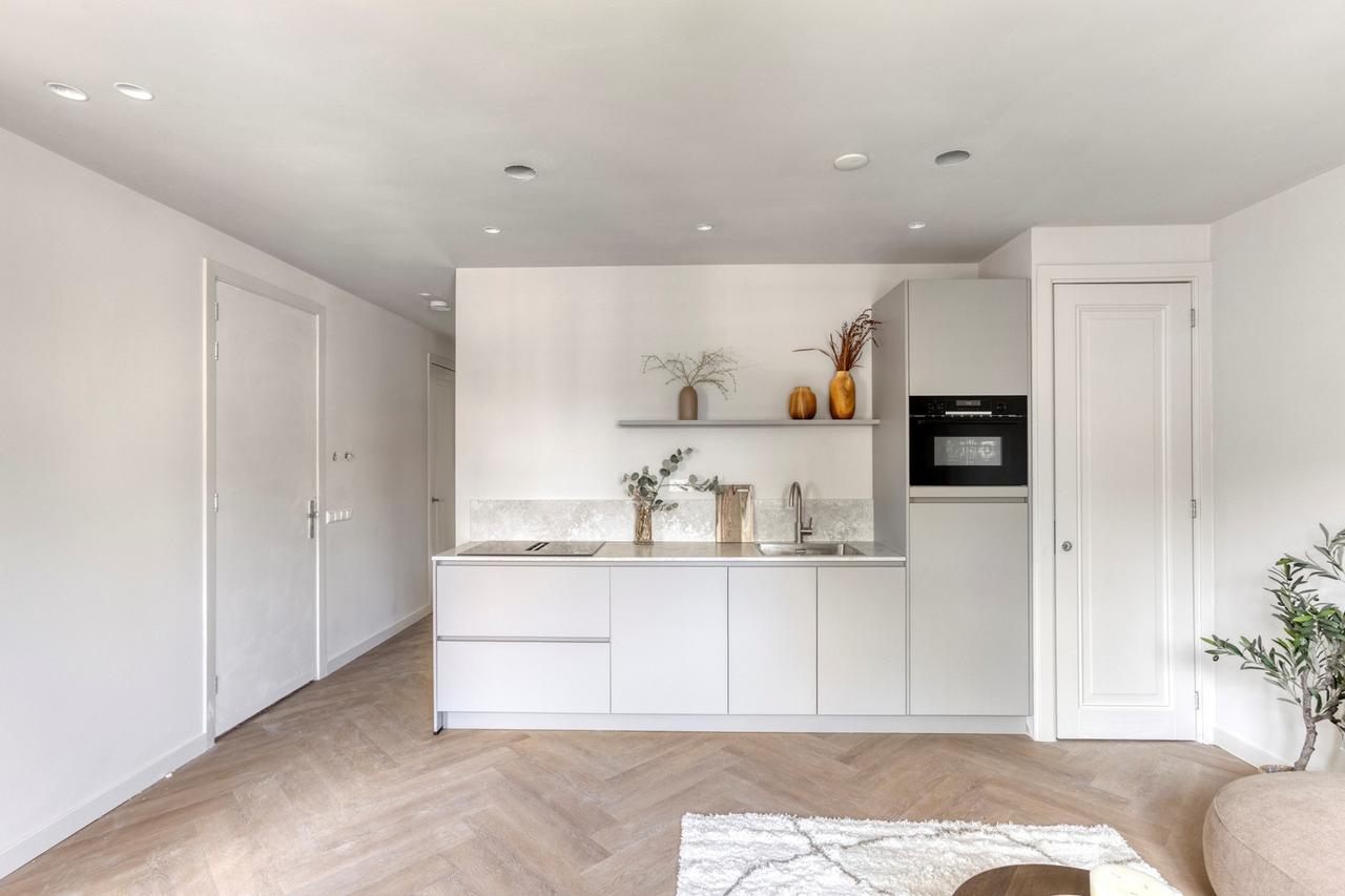 Recent gerenoveerd 3-kamerappartement - Afbeelding 3