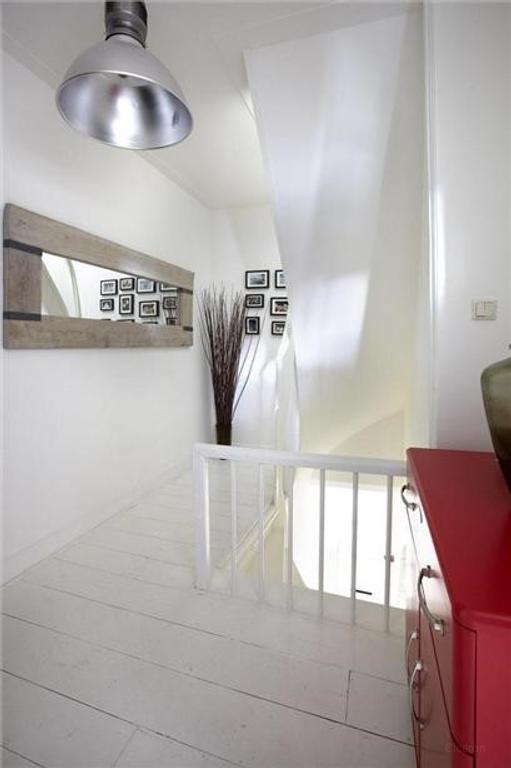 110 m² upper-floor apartment with large roof terrace - Image 7