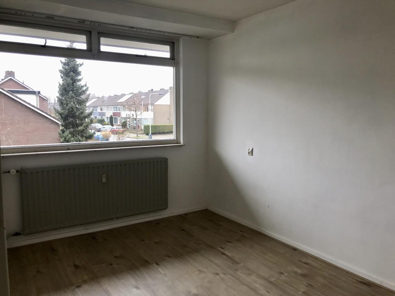 95 m² apartment with 3 bedrooms - Image 10