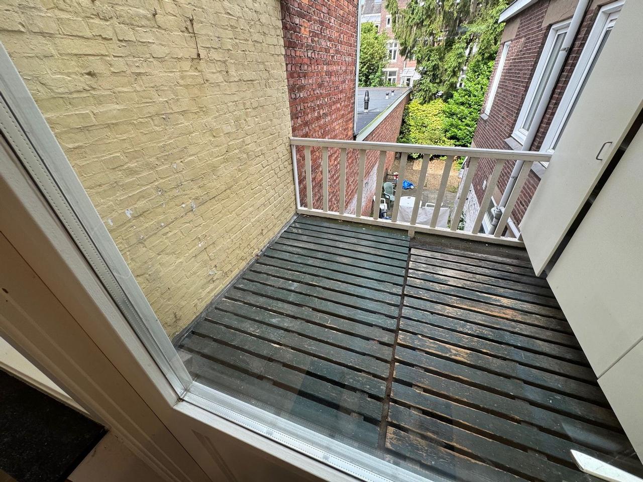 Appartement met balkon in Brusselsepoort - Afbeelding 11