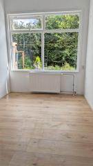 Studio with Loft Bed near City Center - Image 11