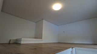 Studio with Loft Bed near City Center - Image 13