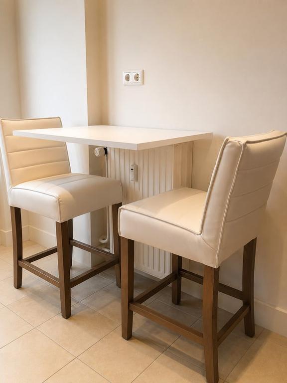 Gemeubileerd appartement met balkon - Afbeelding 12