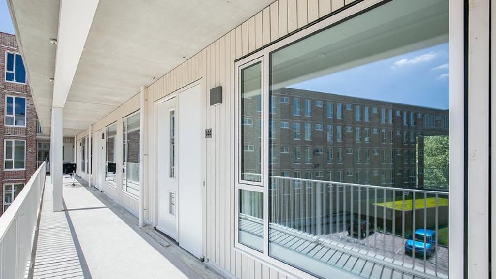 Gasloos 3-kamerappartement met balkon - Afbeelding 2