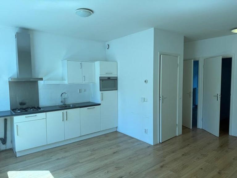 Drie slaapkamers en tuin in West - Afbeelding 2