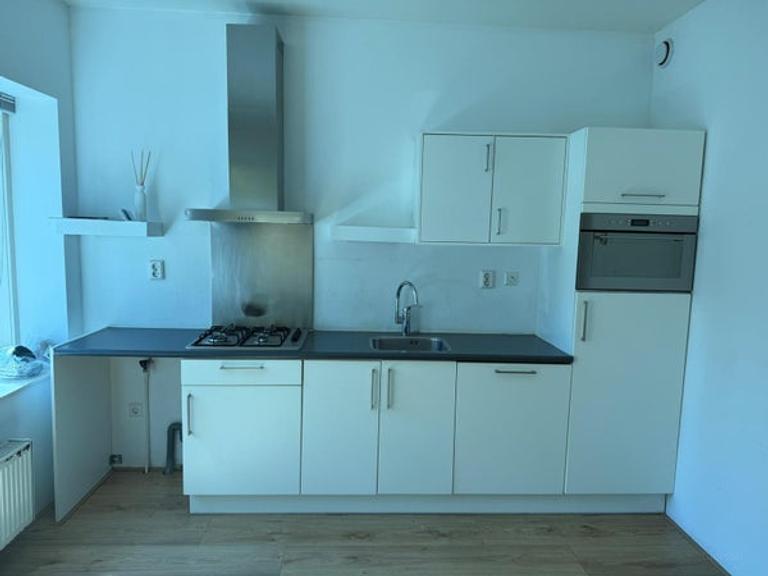 Drie slaapkamers en tuin in West - Afbeelding 5
