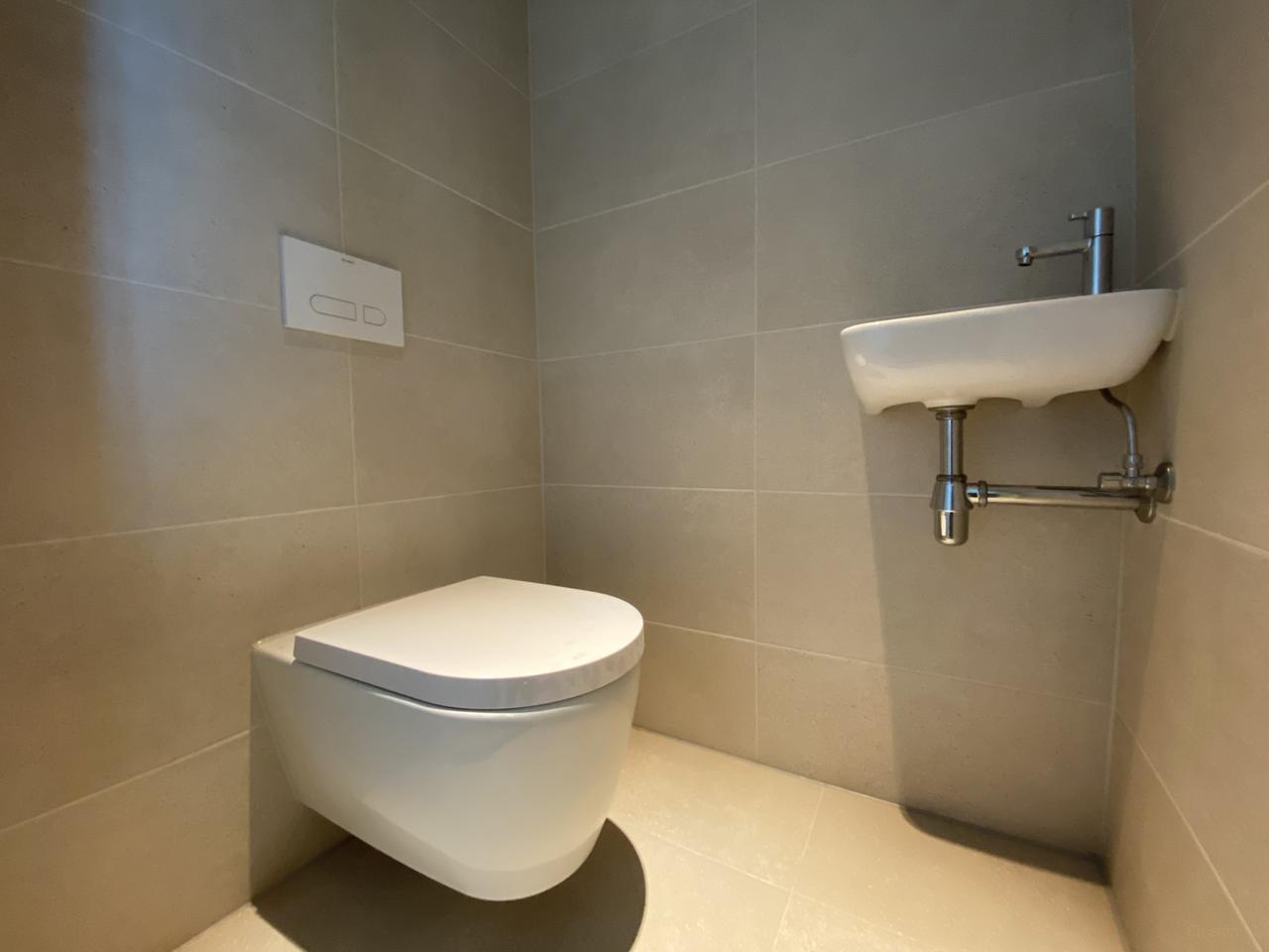 2-kamer appartement met loggia in Hyde Park - Afbeelding 5