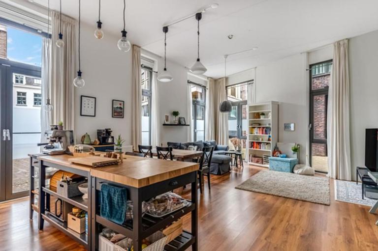 83 m² appartement met parkeerplek in centrum - Afbeelding 3