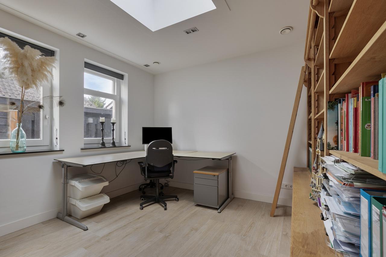 Vrijstaande huurwoning van 215 m2 - Afbeelding 8
