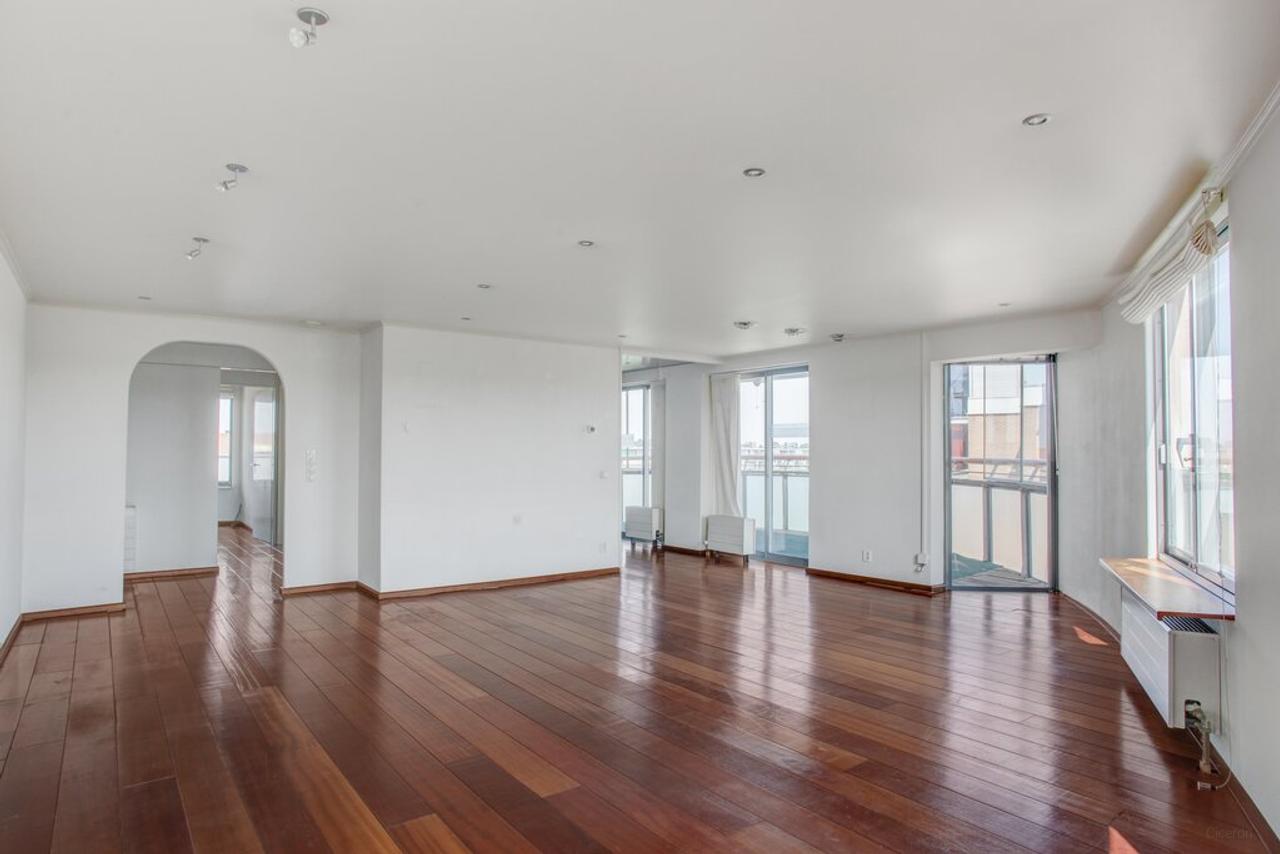 87 m2 apartment with balcony in Nieuw Sloten - Image 7