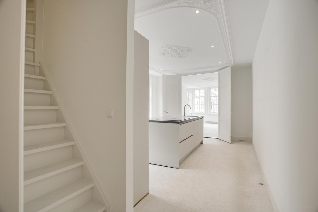 137 m² bovenwoning met 3 slaapkamers - Afbeelding 4