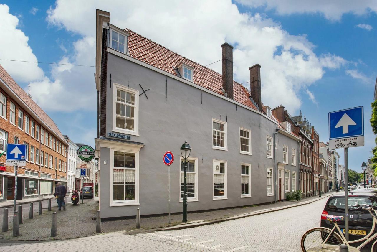 National heritage monument with 3 bedrooms in Kortenbos - Image 36