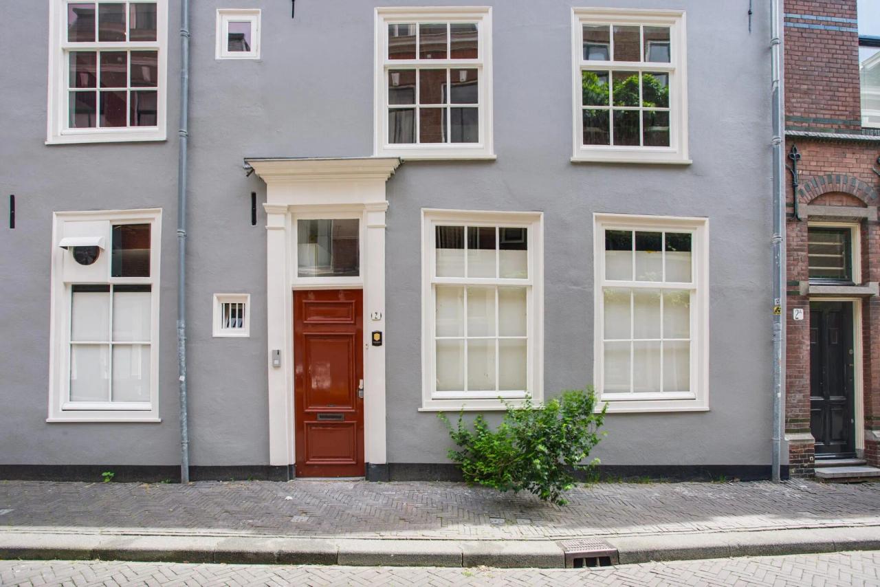National heritage monument with 3 bedrooms in Kortenbos - Image 39