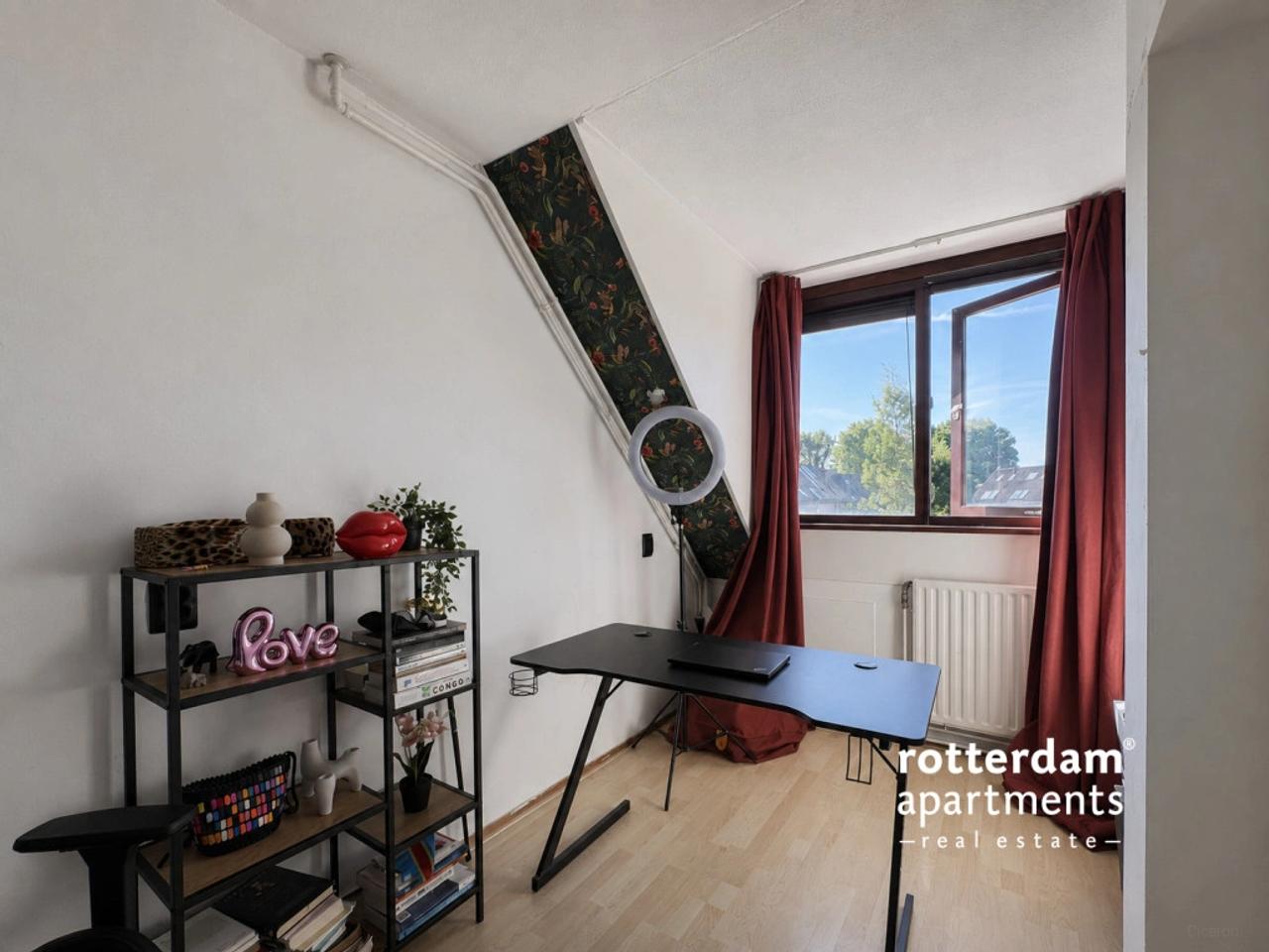 4-slaapkamerwoning met tuin - Afbeelding 23